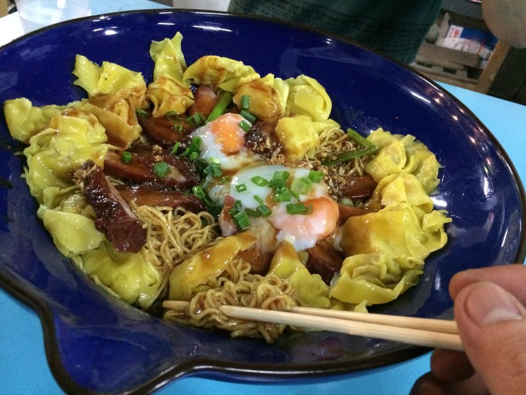 Funki Nimman Guest house