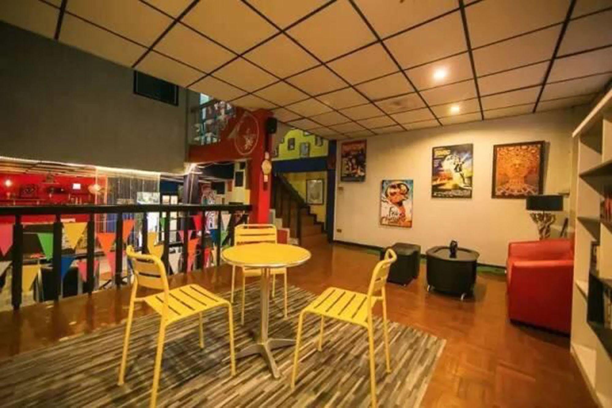 Funki Nimman Guest house